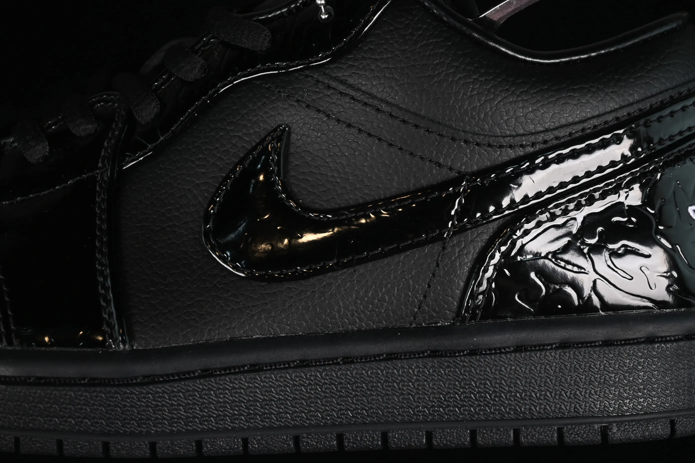 All categories Air Jordan Jordan series basketball shoes Air Jordan 1 Low G version pure original Air Jordan 1 Low "Black Croc" AJ1 Joe 1 crocodile black low-top cultural casual sneakers HJ7743-010